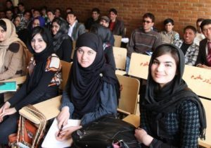 طالبان: اشتراک همزمان اساتید زن و مرد در برنامه های علمی ممنوع است
