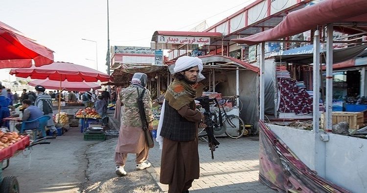 نفس‌های آخر بازارچه‌ها در غرب کابل، امید های که روزانه دود می‌شوند