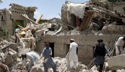 وزارت صحت عامه: بر اثر زمین‌لرزه‌ سه‌شنبه (۱ حمل) 4 نفر جان باخته اند و بیش از 80 نفر زخمی شده اند