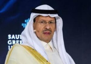 سعودی:با رقیب های نفتی خود معامله نخواهد کرد