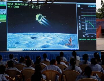 نارندرا مودی: هند به عنوان اولین کشور فرود آمده در سطح قطب جنوبی ماه، تاریخ‌ساز شد