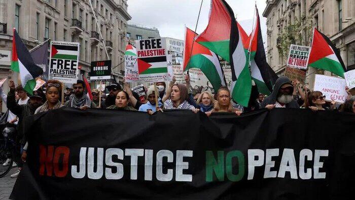 بازداشت بیش‌از ۱۲۰تن از جمع معترضین به جنایات رژیم اشغالگر اسرائیل، توسط پولیس لندن!