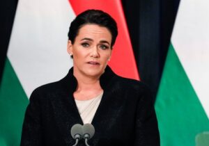رئیس جمهور مجارستان از سمت خویش استعفا داد !