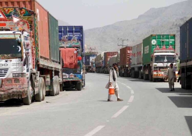 کاهش مبادلات تجاری میان پاکستان و افغانستان!
