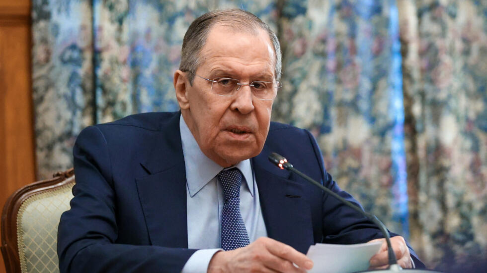 w980-p16x9-2022-02-25T112646Z_409641403_RC2ZQS9L8I3Q_RTRMADP_3_UKRAINE-CRISIS-RUSSIA-DONBASS